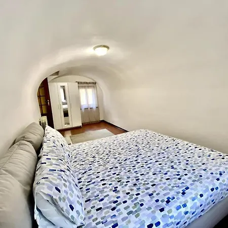 Centro Storico Casa Calcio Balilla * Аоста